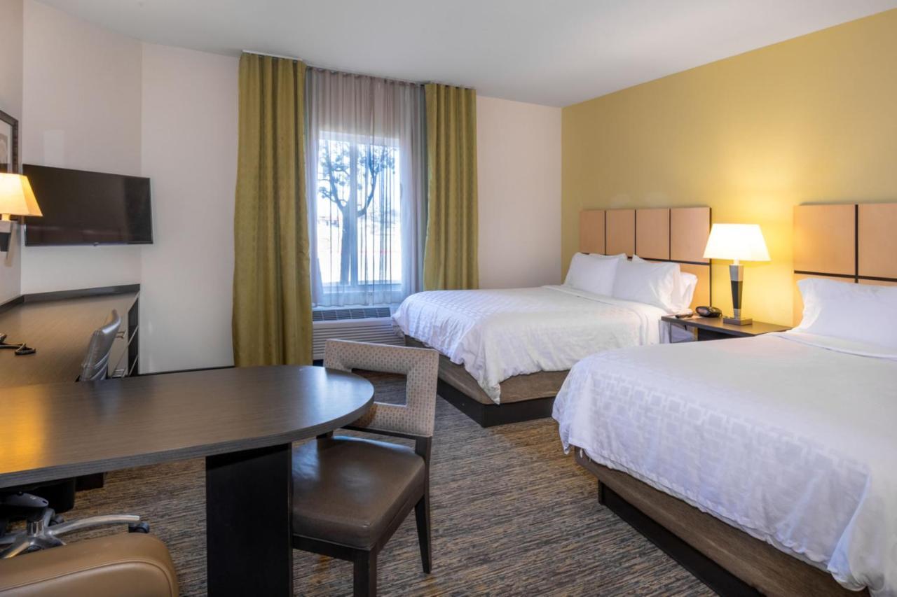 แคนเดิลวู้ด สวีท เอนิด Hotel Enid ภายนอก รูปภาพ