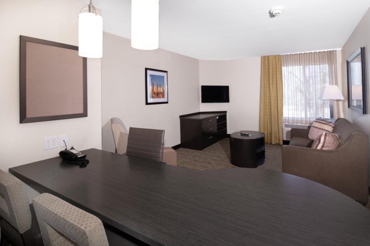 แคนเดิลวู้ด สวีท เอนิด Hotel Enid ภายนอก รูปภาพ
