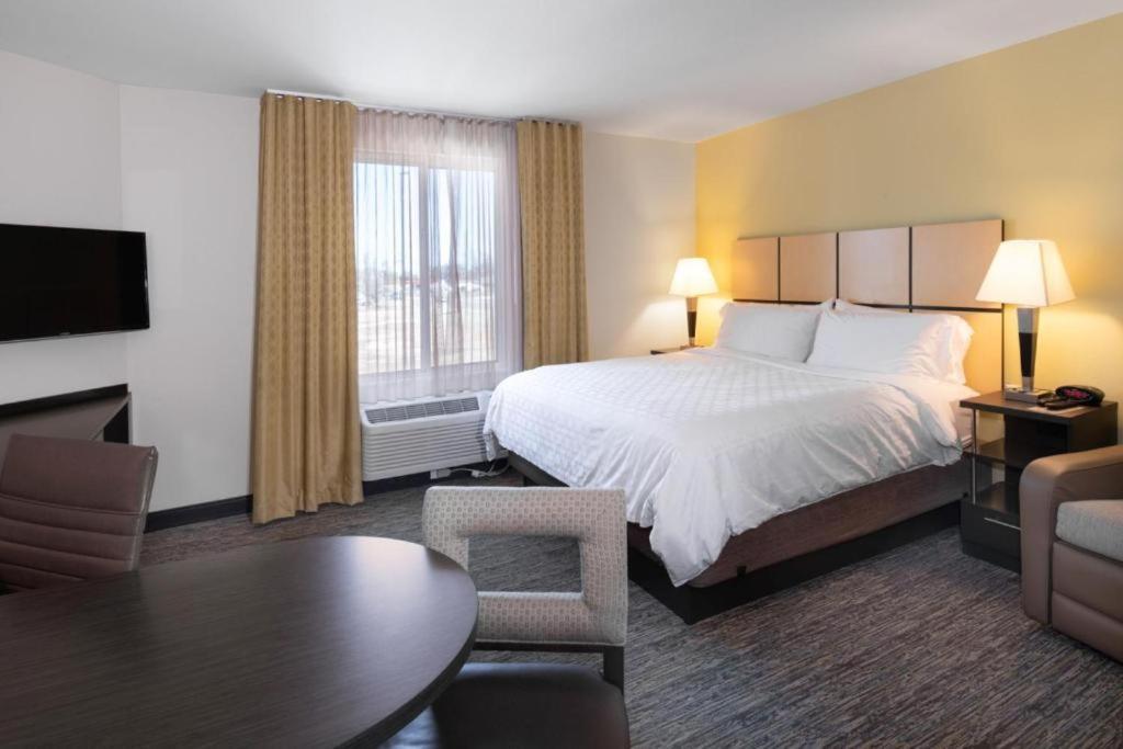 แคนเดิลวู้ด สวีท เอนิด Hotel Enid ภายนอก รูปภาพ